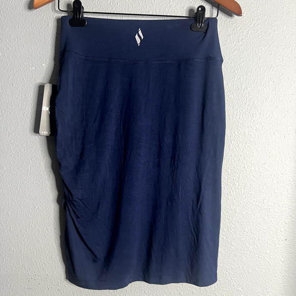Skechers Women's Small Skechluxe Comfort Fit Knee Length Paradise Skirt NWT - Picture 4 of 11